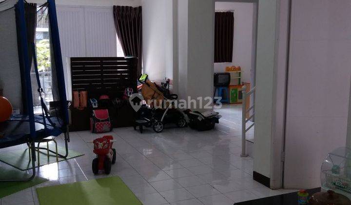 Rumah 2 Lantai di Setra Duta Bandung Utara 1