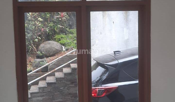 Ruang Usaha Mainroad Surya Sumantri Dekat Tol Pasteur 2