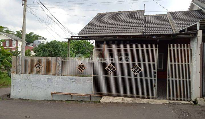 Rumah Posisi Hoek Green d Valley Ujung Berung 1