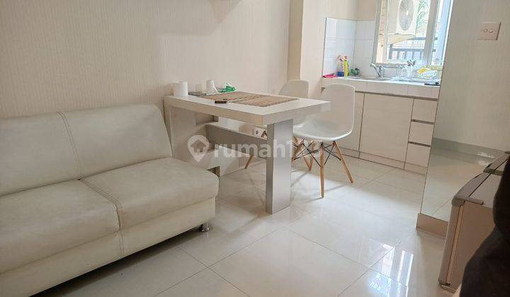 Siap Huni Sudirman Suites 2BR Furnished View Kolam 1