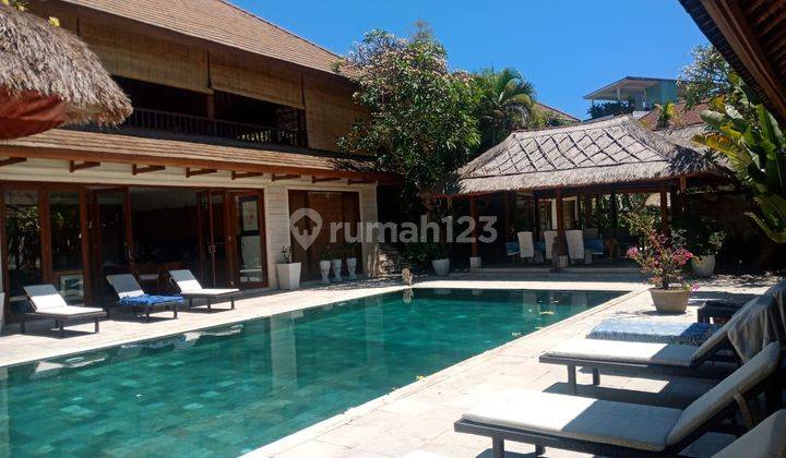 Best Location! Best Rental Potential! Premium One Gate System Villa At Seminyak Close To The Beach 1