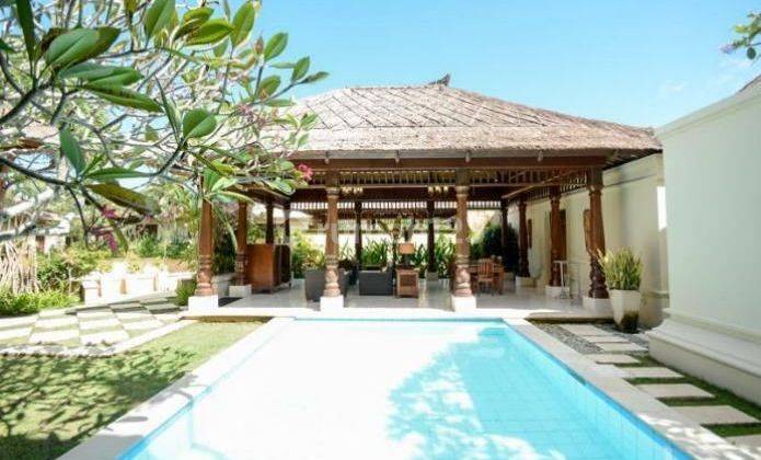 strategic villa near four season jimbaran beach 1