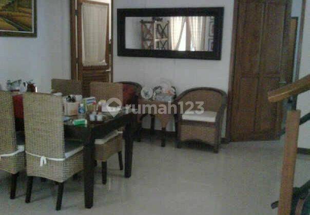 2 storey house in renon area near sanur 2