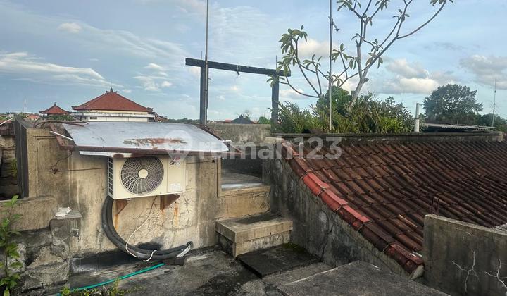 Dijual - Rumah 3 Lantai di Kesiman, Denpasar 2