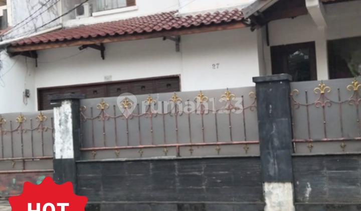 Dijual Rumah Strategis di Pejaten Barat - Cocok untuk Kost-Kosan / Hunian