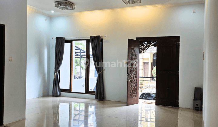 Rumah Bagus Semi Furnished di Jagakarsa,jakarta Selatan, Jakarta Selatan 2