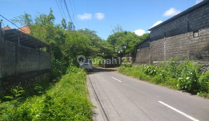 Land for sale 1025 M2 on Jl Sri Lakshmi Dkt Sunset Road, dewi Sri 2