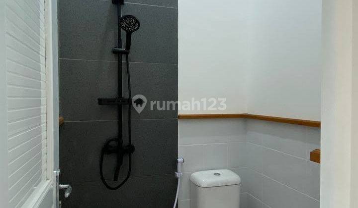 Rumah Minimalis Modern Dekat Grand Depok City 2