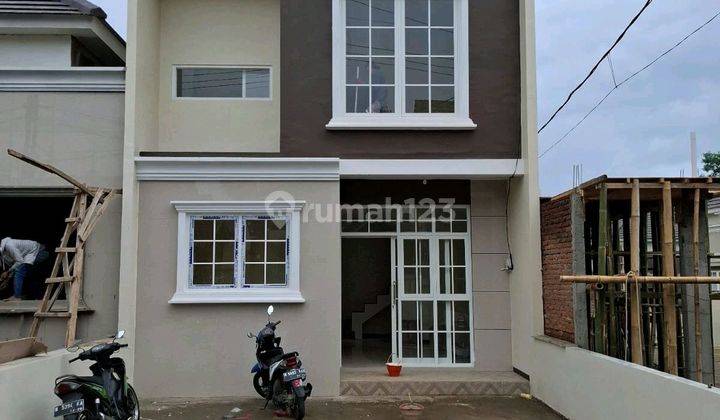 Rumah 2 Lantai Kota Malang Poros Jalan 500 Jt 1