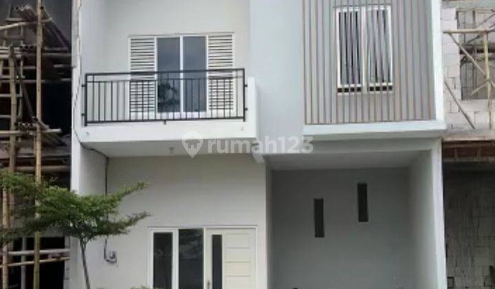 Rumah 2 Lantai Kawasan Kampus Umm 00 Jtan 2