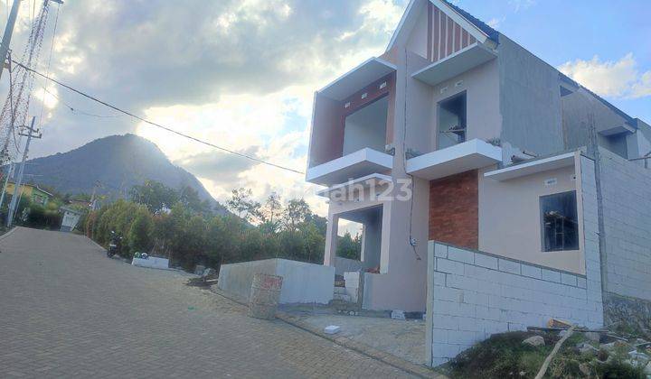 Villa Batu Dekat Bns Kota Batu 375 Jt, View Pegunungan  Dan Kota Batu 2