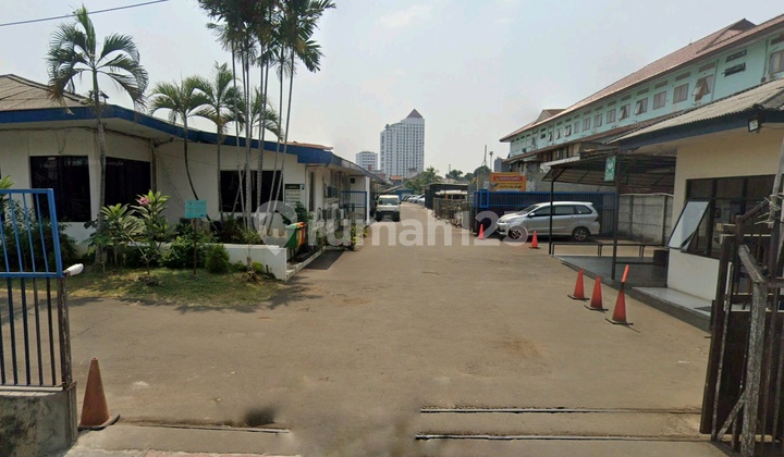 Commercial Land for Sale in Tebet Raya with Warehouse Building