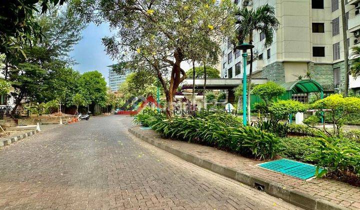 Kemang selatan, dijual rumah lama siap huni terawat luas 934 m² bangunan 1.000 m² 1