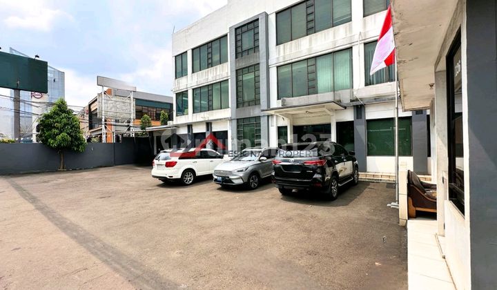 Gedung Kantor 4 Lantai Mainroad Mampang Prapatan - Strategis & Parkir Luas
