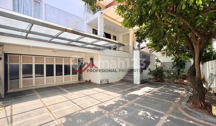 Rumah Mewah Modern Minimalis di Lebak Bulus Hunian Premium 3 Lantai | Full Marmer | Lingkungan Tenang & Aman | Turun Harga Rumah Mewah Modern Minimalis di Lebak Bulus Hunian Premium 3 Lantai | Full Marmer | Lingkungan Tenang & Aman | Turun Harga