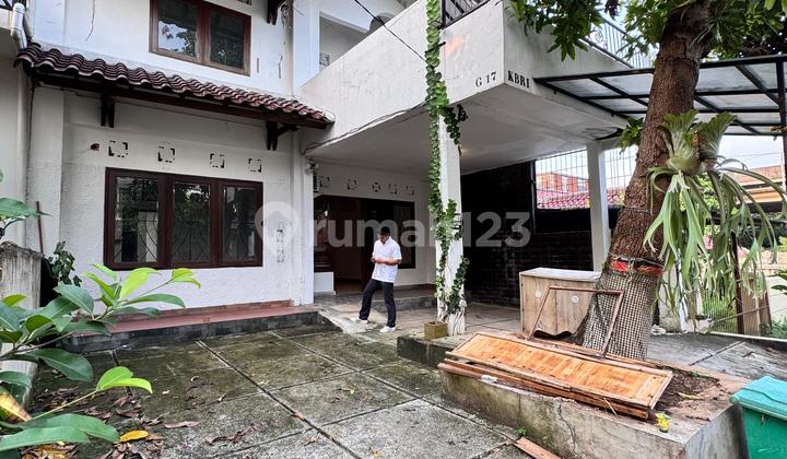 Dijual 2 Rumah Dalam 1 Sertifikat Shm Di Komplek Timah