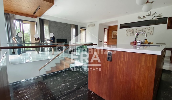 Rumah Mewah Lantai Marmer Bonus Furniture Di Asoka Candi Golf Tembalang 2