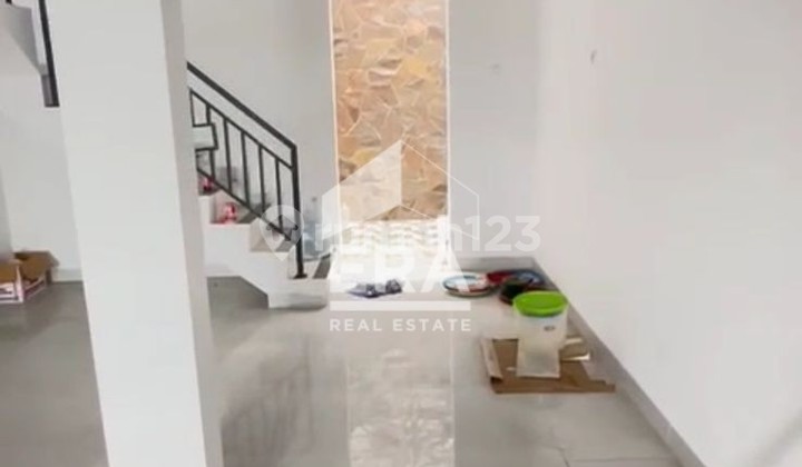 Affordable 2-Story Shop House for Rent, Ready to Use, Near Kudus Tower in Sunan Kudus