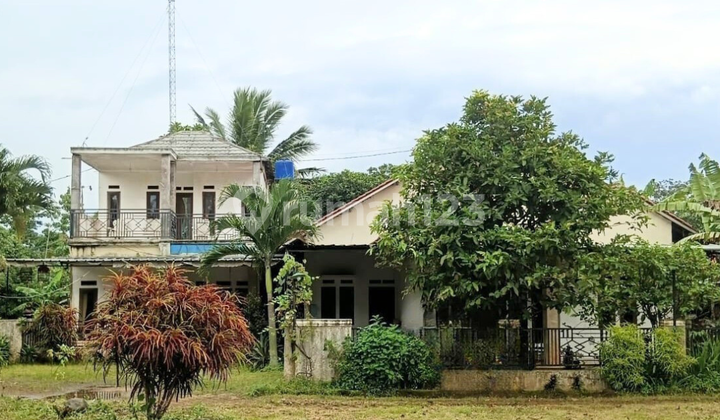 Jual Villa 3 Unit Ada Gudang dan Kolam Renang di Puncak Bogor Cariu