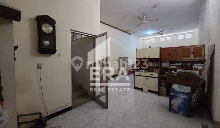 Ruko 3 Lantai Siap Pakai dekat Gerbang Tol Setiabudi di Srondol Square Banyumanik 2