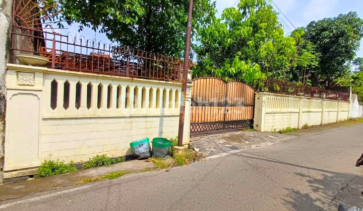 Rumah Joglo Luas Dekat Unisri di Singosari Nusukan Surakarta Rumah Joglo Luas Dekat Unisri di Singosari Nusukan Surakarta