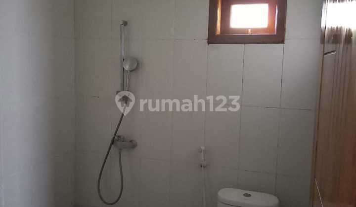 Ready-to-Occupy House at Pandanaran Hills, Tembalang, Semarang 2