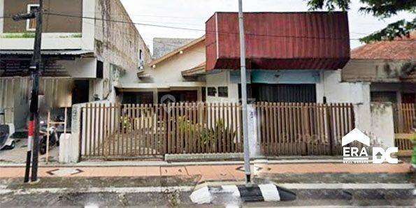 Rumah Di Jalan Utama Jend Ahmad Yani Panjunan Kudus 1