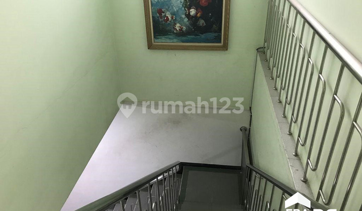 Ruko Siap Pakai Dan Lahan Parkir Luas Di Mt Haryono Semarang 2