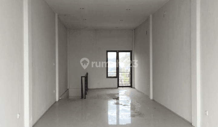 Ruko 3 Lantai Kondisi Baru Di Jalan Utama Gatot Subroto Ungaran 1