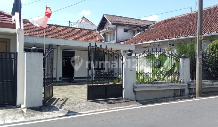 Rumah Lama Kualitas Bagus Cocok Untuk Kost di Johar Sidomukti Salatiga