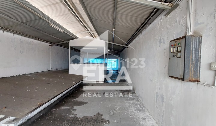 Ruko 4 Lantai Tengah Kota Parkir Luas di Gajahmada Semarang 2