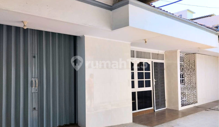 Rental house with AC, 500 m to Paradise Club in Drupadi Pondok Indraprasta. 1