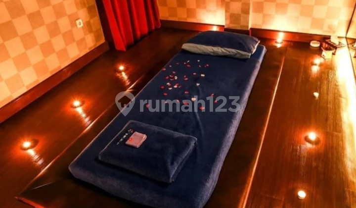 Shop House Suitable for Midtown Salon Spa on Kartini Karangtempel Street 1