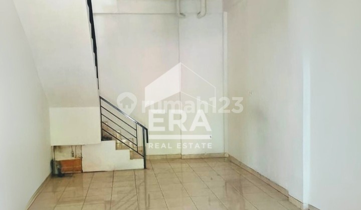 Strategic 2-Story Shophouse in Gajah Raya 1