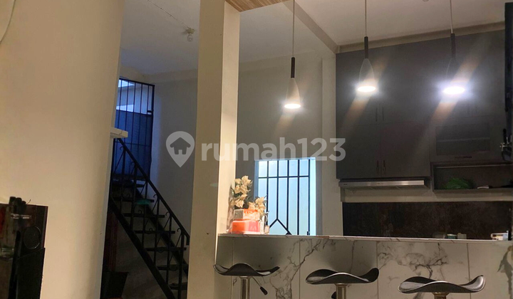 JUAL Rumah Bonus Kitchen Set Siap Huni di Ganesha Pedurungan Semarang Dekat AMNI 1