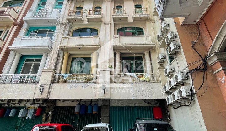 Sell Ready-to-Use 4-Story Shop House Suitable for Office at Sentra Fortuna Surabaya 2