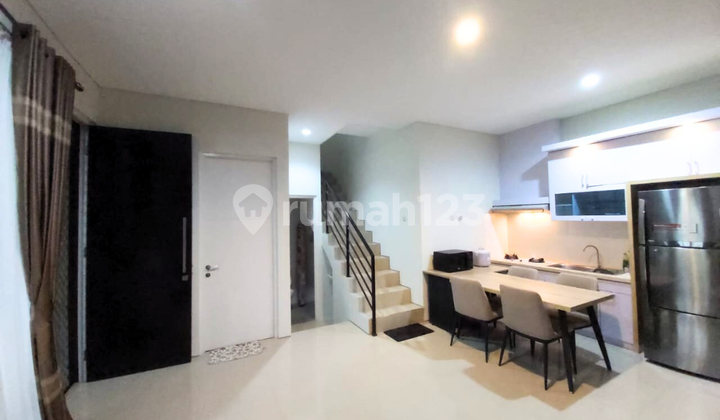 Sewa Rumah Full Furnished AC dan Water Heater Siap Huni di Ivy Park Bsb City Semarang 1