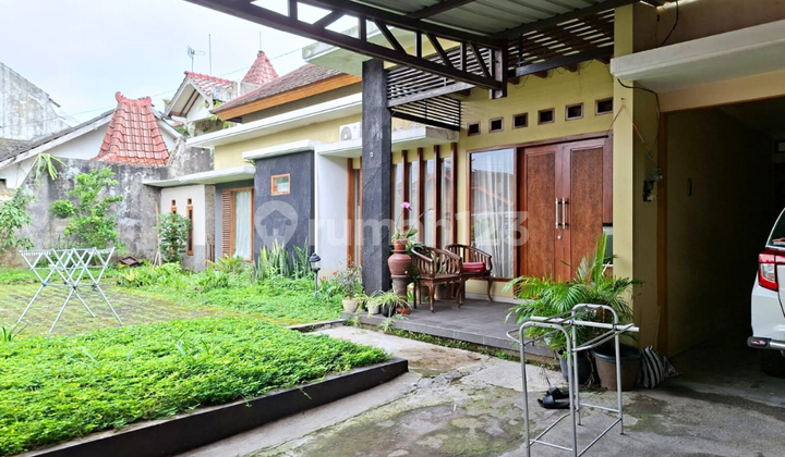 Sewa Rumah Halaman Depan Luas di Tegalrejo Argomulyo Salatiga