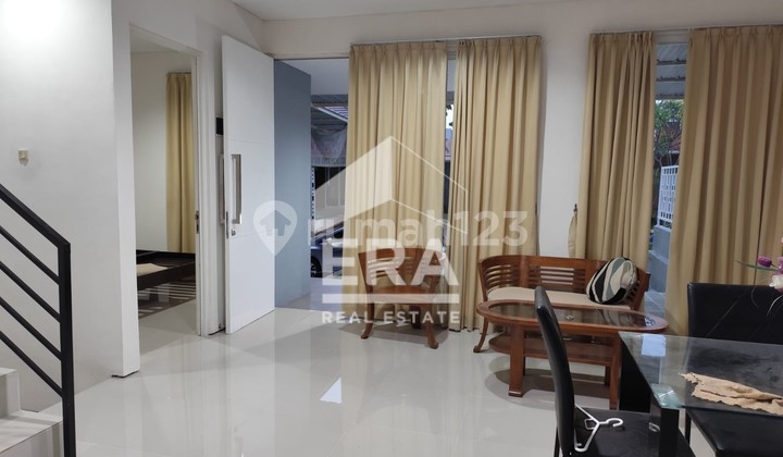 SEWA Rumah Cluster Ivy park BSB 2 Lantai Siap Pakai Ada AC 2