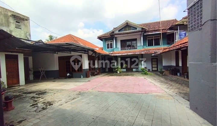 Large House with 3 Spacious Parking Lots at Diponegoro Pati Large House with 3 Spacious Parking Lots at Diponegoro Pati