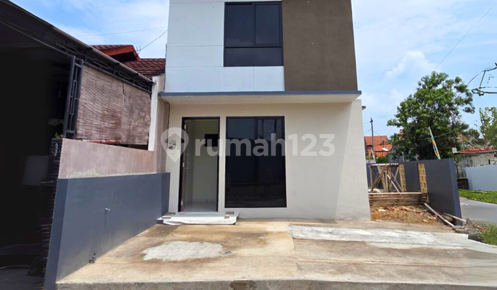 Rumah Hook Baru Dekat Aneka Jaya Wolter di Graha Mukti Pedurungan 1