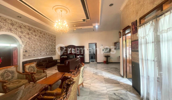 Sewa Rumah Besar bisa untuk Kantor/Mess di Puri Anjasmoro Semarang Barat