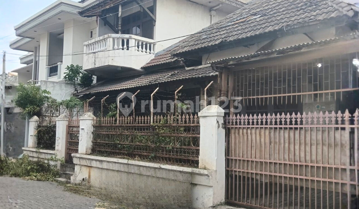 Rumah 2 Lantai Tengah Kota Dekat Paragon Mall di Kelengan 1