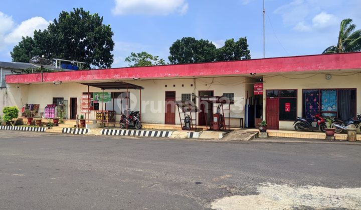 Active Gas Station on the Main Route of Sempu Limpung Batang.