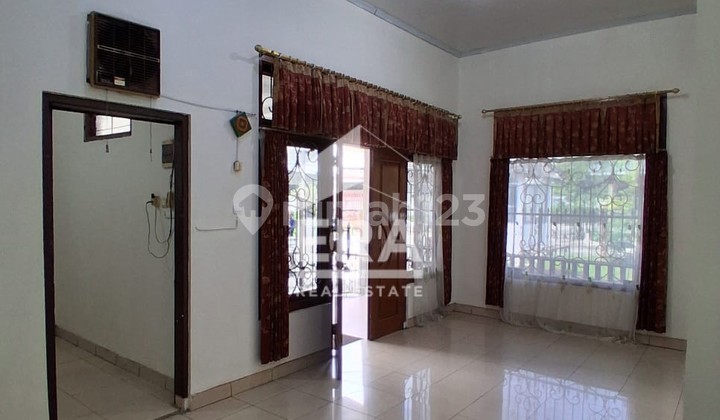 Jual Rumah 2 Lantai Siap Huni Tengah Kota di Halmahera Semarang 2