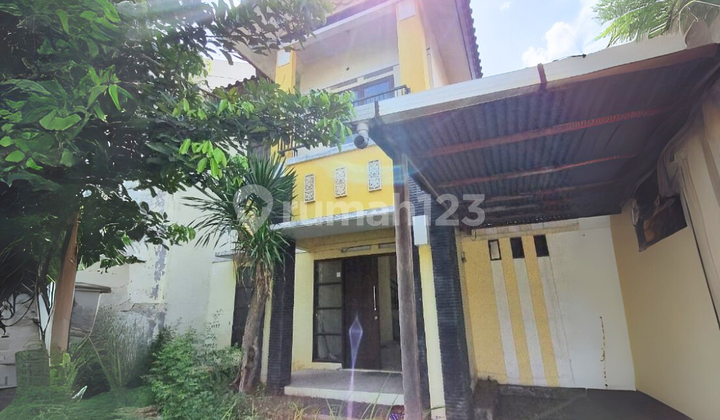 Ideal 2-Storey Move-In Ready Home in Taman Majapahit, Neighbor to Alfamart! 1