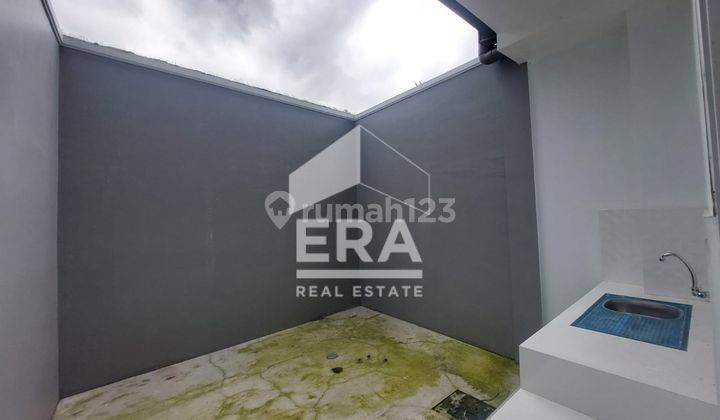 Ruko Baru Ada Rooftop Area Ramai di Sentana Dekat Alun-alun Pancasila 2