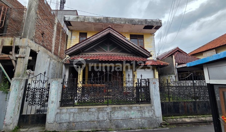 2-Story House Suitable for Boarding in Menoreh, Semarang