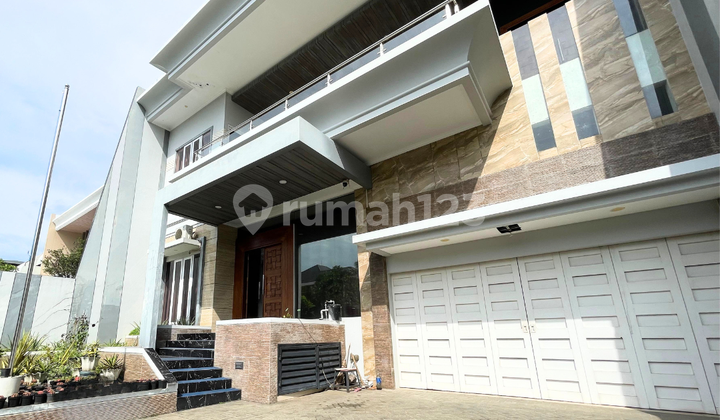 Jual Rumah Mewah Kawasan Elit Semarang Barat di Padma Boulevard 1