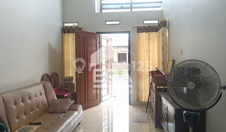 Sewa Rumah Full Furnished Siap Huni di Graha Slamet Riyadi Gayamsari Semarang 2